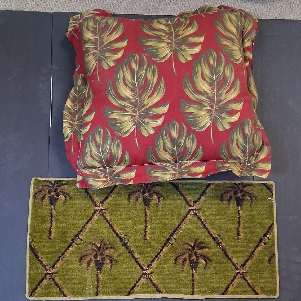 Red  Green Palm leaf tropical pillow accent and palm tree pattern accent rug‎